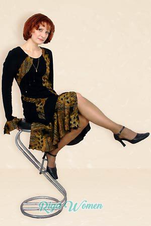 56902 - Elena Age: 44 - Russia