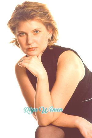 57186 - Ludmila Age: 42 - Russia