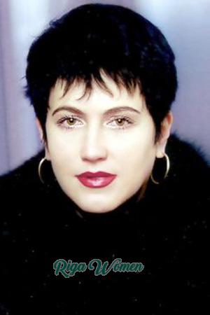 57249 - Margarita Age: 38 - Russia