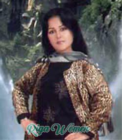 57557 - Karina Age: 38 - Russia