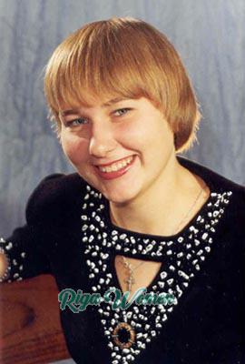 57765 - Tanya Age: 26 - Russia