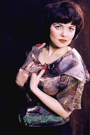 58269 - Svetlana Age: 47 - Russia