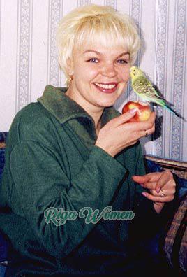 58394 - Olga Age: 37 - Russia