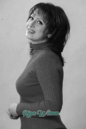 58672 - Natalia Age: 41 - Russia
