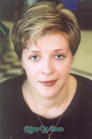 58849 - Diana Age: 37 - Russia