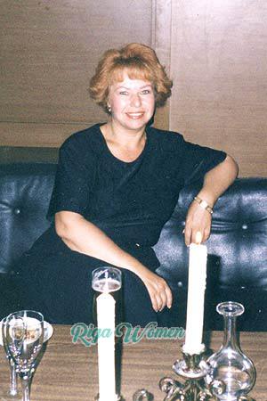 59012 - Larisa Age: 52 - Russia