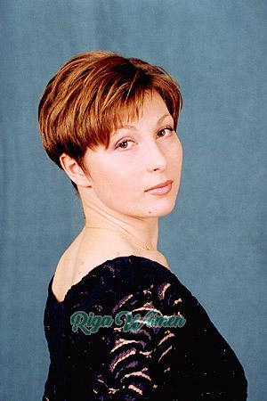 59026 - Svetlana Age: 32 - Russia