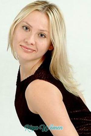 59184 - Oksana Age: 31 - Ukraine