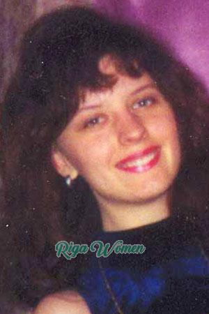59208 - Larisa Age: 36 - Russia