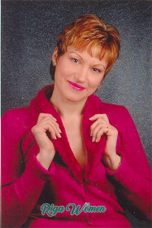 60080 - Elena Age: 47 - Russia