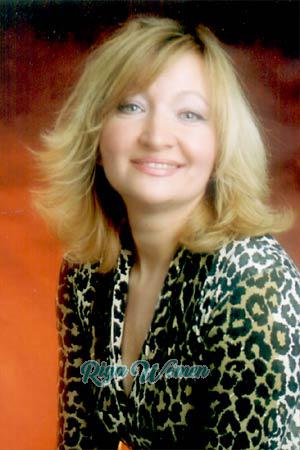 60327 - Elena Age: 50 - Russia