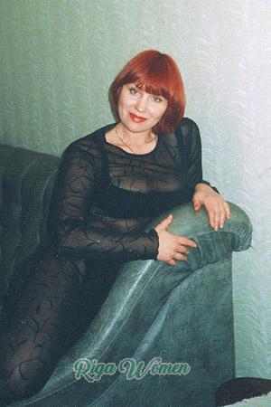 60817 - Tatyana Age: 47 - Russia
