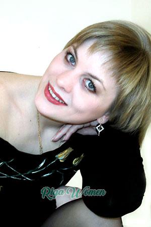 61035 - Natalya Age: 34 - Russia