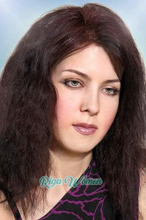 61072 - Larisa Age: 45 - Russia
