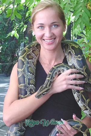 61501 - Valentina Age: 35 - Russia