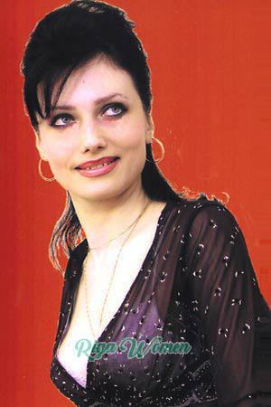 61575 - Natalia Age: 35 - Russia