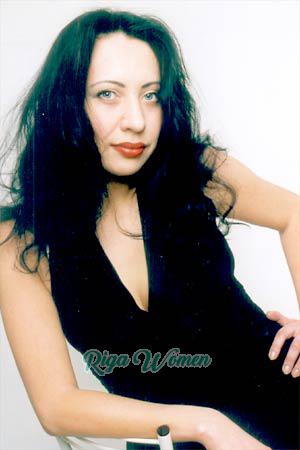 61626 - Elisa Age: 42 - Russia