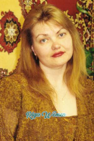 61733 - Elena Age: 45 - Russia