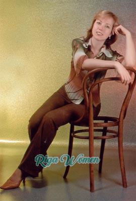 62523 - Julia Age: 38 - Russia