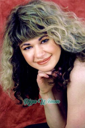 62538 - Gulfia Age: 28 - Russia