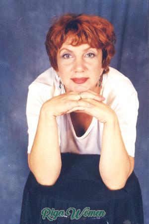 62788 - Elena Age: 56 - Russia