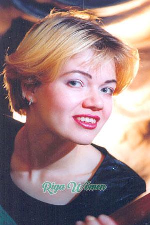 63239 - Elena Age: 42 - Russia