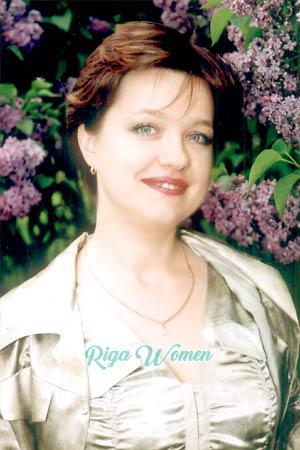63298 - Liliana Age: 44 - Russia