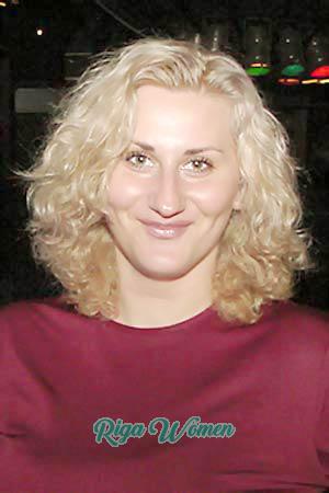64229 - Anastasia Age: 37 - Russia
