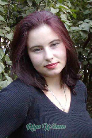 64748 - Elizabeth Age: 36 - Russia