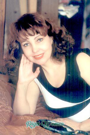 65417 - Elena Age: 53 - Russia