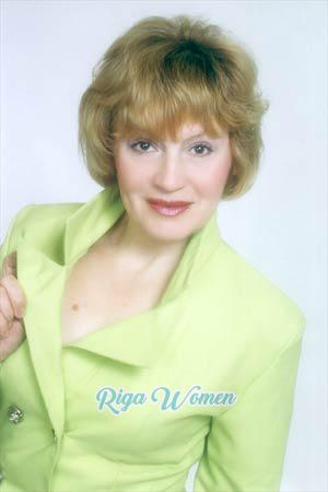 65648 - Tatiana Age: 59 - Russia