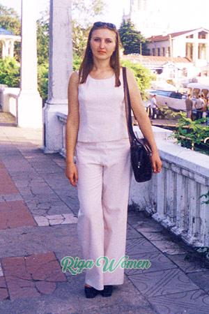 65733 - Antonina Age: 36 - Russia