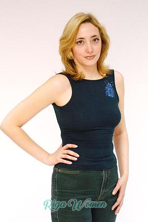 65782 - Elena Age: 39 - Russia