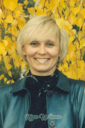 66101 - Svetlana Age: 45 - Russia