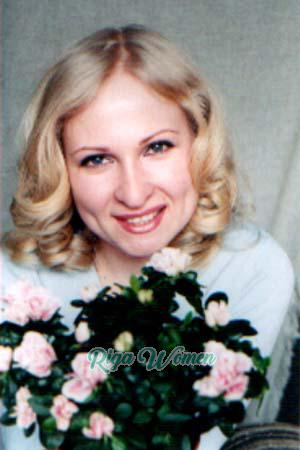 66248 - Marina Age: 30 - Russia