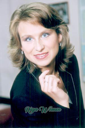 66319 - Yulia Age: 36 - Russia