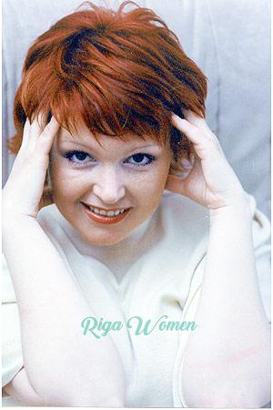 66400 - Elena Age: 37 - Russia