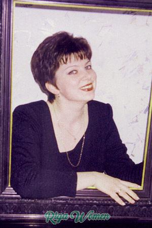 66437 - Elena Age: 42 - Russia