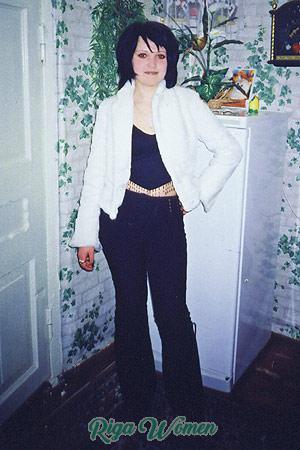 66536 - Elena Age: 31 - Russia