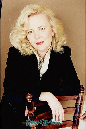 67737 - Elena Age: 49 - Russia