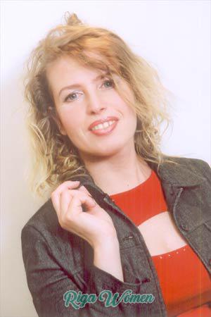68094 - Elena Age: 50 - Russia