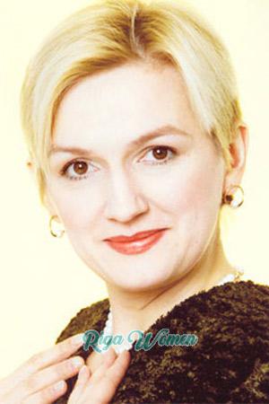 68926 - Ekaterina Age: 39 - Russia