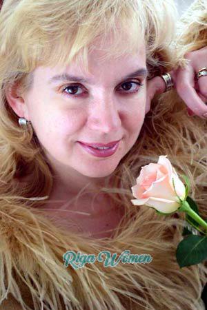 69169 - Elena  Age: 51 - Russia