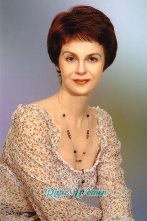 69353 - Elena Age: 48 - Latvia