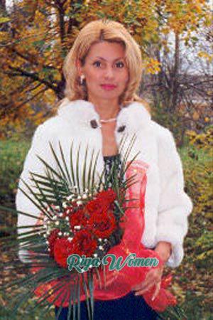 71449 - Oksana Age: 40 - Russia