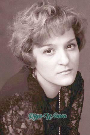 71466 - Yulia Age: 37 - Russia