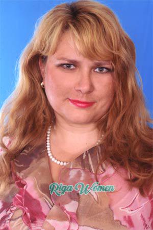 73228 - Elena Age: 46 - Russia