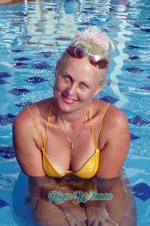 73367 - Natalia Age: 44 - Russia