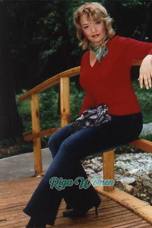 74474 - Elena Age: 40 - Russia