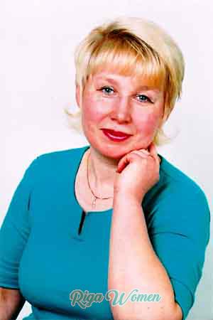 74890 - Elena Age: 45 - Russia